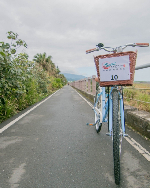 Dakeng Waterfront Bike Path